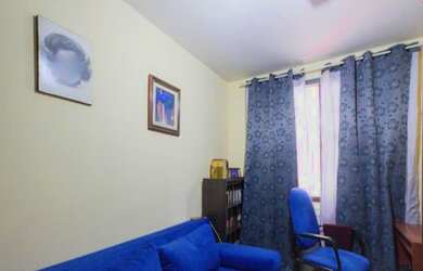 Imagem: A casa possui 2 Dormitórios, 2 Banheiros, 1 Vaga na garagem