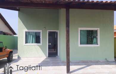 Imagem: A casa possui 2 Dormitórios, 2 Banheiros, 5 Vagas na garagem