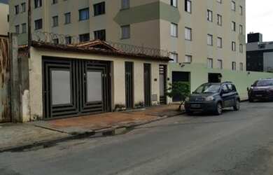 Imagem: O quarto e está localizado em Cândida Câmara, Montes Claros