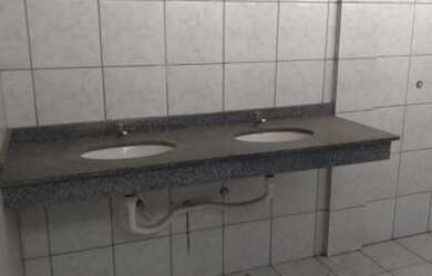 Imagem 13: galpão bem localizado. 2.000m² de Áreae5 Vagas na garagem