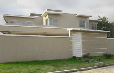 Imagem: A casa em condomínio possui 3 Dormitórios, 4 Banheiros, 2