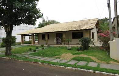 Imagem: A casa em condomínio possui 2 Dormitórios, 3 Banheiros, 2