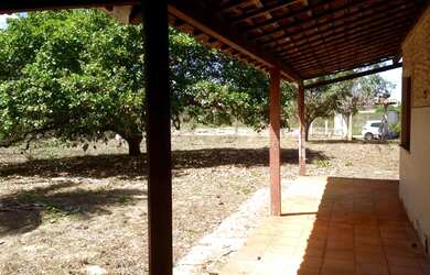 Imagem: A fazenda possui 1.700m² de Área, Varanda e está localizado