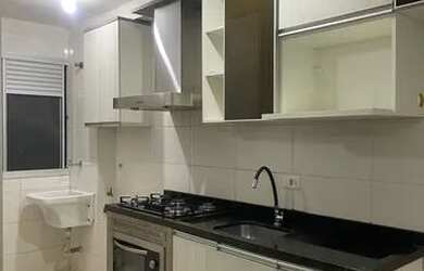 Imagem: O apartamento possui 2 Dormitórios, 1 Banheiro, 1 Vaga na garagem