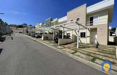 Imagem: A casa em condomínio possui 3 Dormitórios, 3 Banheiros, 2