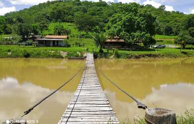 Imagem: A chácara está localizado em Parque Oeste Industrial, Goiânia