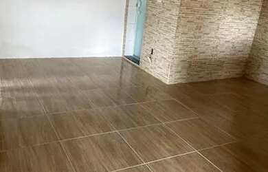 Imagem: A casa possui 2 Dormitórios, 1 Banheiro, 100m² de Área e