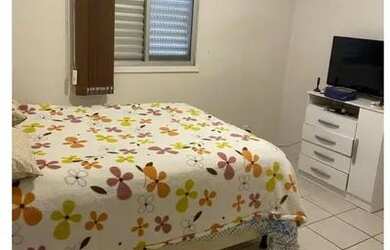 Imagem: O apartamento à venda possui 2 Dormitórios, 1 Banheiro, 1