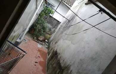 Imagem: A casa possui 3 Dormitórios, 1 Banheiro, 1 Vaga na garagem