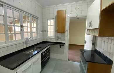 Imagem: O apartamento possui 3 Dormitórios, 3 Banheiros, 2 Vagas na