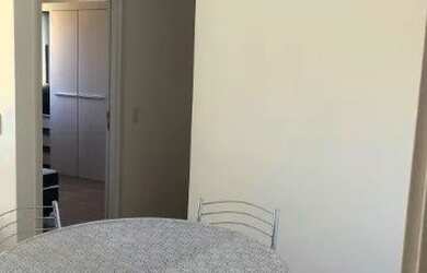 Imagem 2: APTO CENTRO. Churrasqueira, Varanda, Guarda roupae60m² de Área