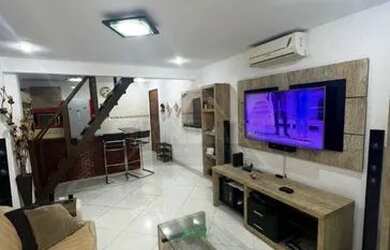 Imagem: O apartamento na cobertura possui 3 Dormitórios, 2 Banheiros