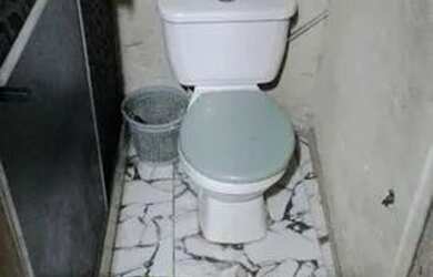 Imagem 2: CASA SEPETIBA. 1 Banheiro