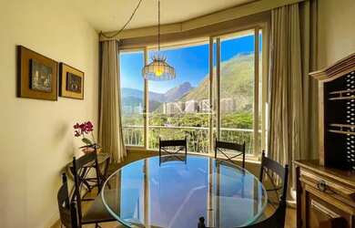 Imagem 15: Viva com luxo e exclusividade em frente a uma das vistas mais deslumbrantes...