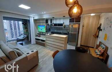 Imagem: O apartamento possui 2 Dormitórios, 2 Banheiros, 1 Vaga na