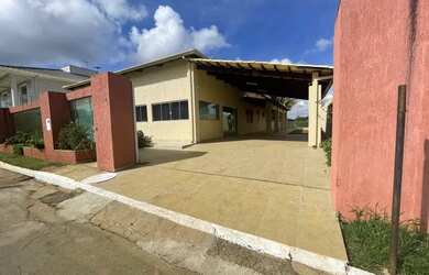 Imagem: A casa em condomínio possui 5 Dormitórios, 5 Banheiros, 2