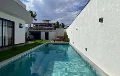 Imagem: A casa em condomínio possui 3 Dormitórios, 1 Banheiro, 1 Vaga