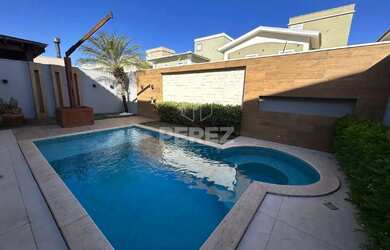 Imagem: A casa possui 3 Dormitórios, 4 Banheiros, 154m² de Área e