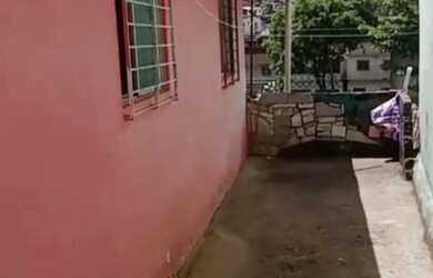 Imagem: A casa possui 2 Dormitórios, 1 Banheiro, 60m² de Área e