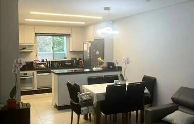 Imagem: A casa em condomínio possui 3 Dormitórios, 3 Banheiros, 2