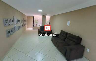 Imagem 2: Apartamento em Montes Claros, no bairro Ibituruna, à venda