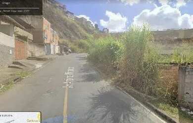 Imagem: A casa possui 1 Dormitório, 1 Banheiro, 100m² de Área e