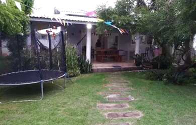 Imagem: A casa em condomínio possui 3 Dormitórios, 3 Banheiros, 2