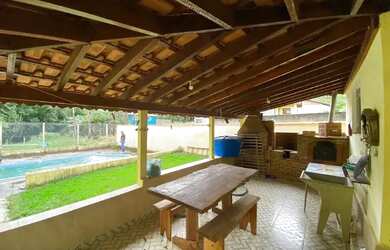 Imagem 9: Casa. Piscina, Churrasqueira, Varandae1 Vaga na garagem