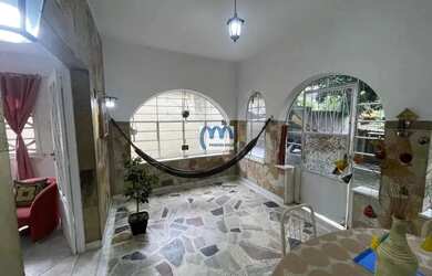 Imagem 4: Casa à venda com 3 quartos, 84m²