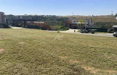 Imagem: O terreno à venda possui 481m² de Área e está localizado