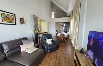 Imagem: O apartamento possui 4 Dormitórios, 5 Banheiros, 2 Vagas na