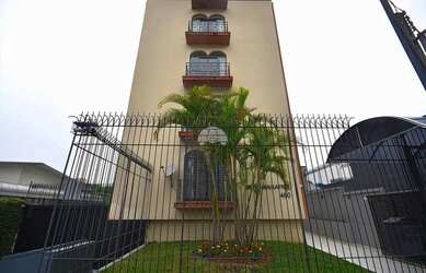 Imagem: O apartamento possui 3 Dormitórios, 2 Banheiros, 2 Vagas na