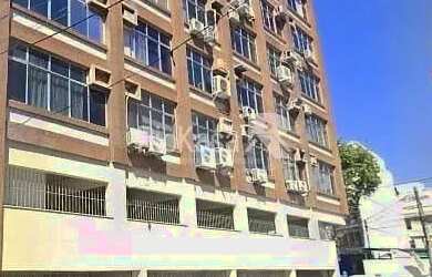 Imagem: O depósito possui 1 Vaga na garagem, 27m² de Área e está