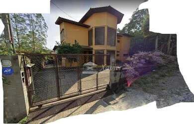 Imagem: O depósito possui 5 Vagas na garagem, 577m² de Área e está