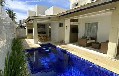 Imagem: A casa em condomínio possui 4 Dormitórios, 3 Banheiros, 4