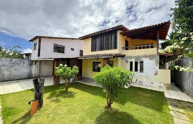 Imagem: A casa em condomínio possui 4 Dormitórios, 4 Banheiros, 4