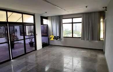 Imagem: O depósito à venda possui 2 Vagas na garagem e 130m² de Área