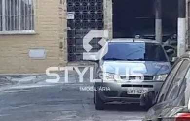 Imagem: A casa possui 2 Dormitórios, 1 Banheiro, 1 Vaga na garagem