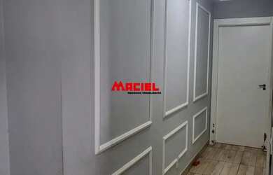 Imagem: O apartamento possui 2 Dormitórios, 1 Banheiro, 2 Vagas na