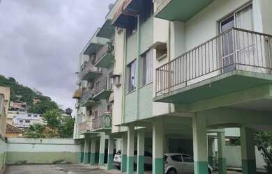 Imagem: O apartamento possui 3 Dormitórios, 1 Banheiro, 1 Vaga na garagem