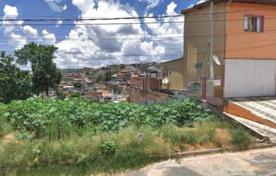 Imagem: O terreno possui 250m² de Área e está localizado em Jardim