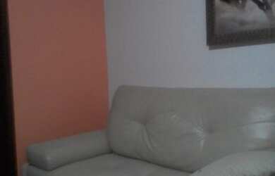 Imagem: O apartamento possui 3 Dormitórios, 1 Banheiro, 1 Vaga na garagem