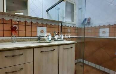 Imagem 16: Casa Alto Padrão. Piscina, Churrasqueira, Área de serviçoe240m² de...