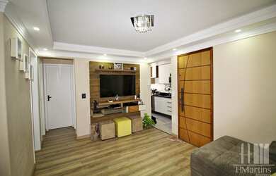 Imagem: O apartamento possui 3 Dormitórios, 1 Banheiro, 1 Vaga na garagem