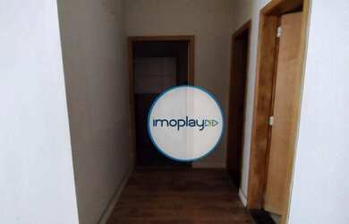 Imagem 12: Ponto comercial com 525m² vão livre, cozinha, 02 banheiros e 05 vagas...