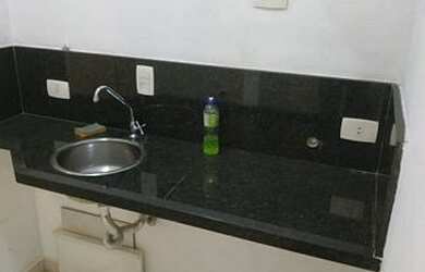 Imagem 8: Conjunto amplo, com copa e banheiro, centro comercial de Alphaville