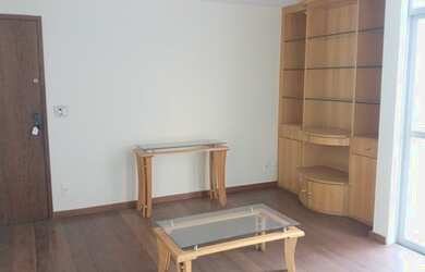 Imagem: O apartamento possui 4 Dormitórios, 3 Banheiros, 2 Vagas na