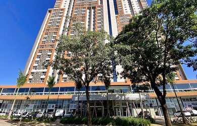 Imagem: O apartamento possui 1 Dormitório, 1 Banheiro, 1 Vaga na garagem