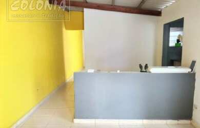 Imagem: A casa possui 1 Dormitório, 1 Banheiro, 70m² de Área e está