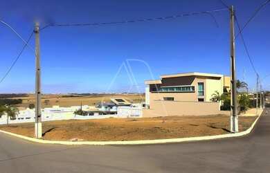 Imagem: O terreno possui 825m² de Área e está localizado em Anápolis